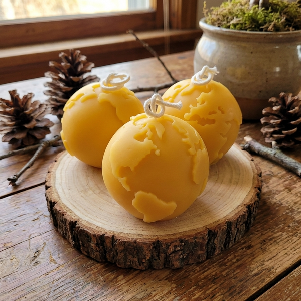 World Globe Beeswax candle